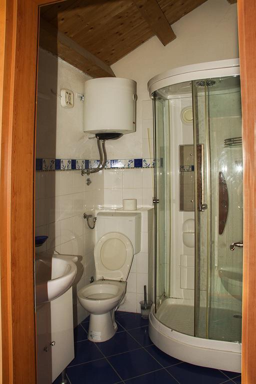 Hill House Marija Apartman Komiža Kültér fotó