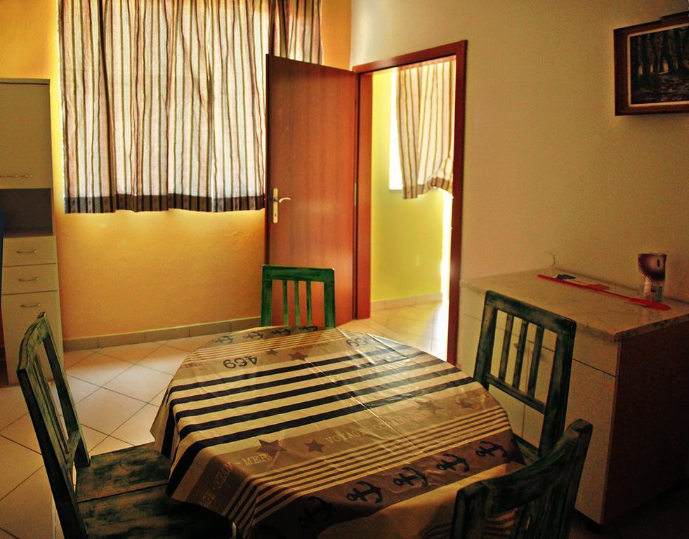 Hill House Marija Apartman Komiža Kültér fotó