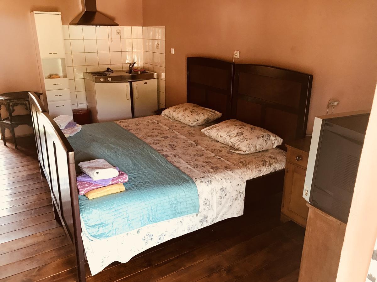 Hill House Marija Apartman Komiža Kültér fotó